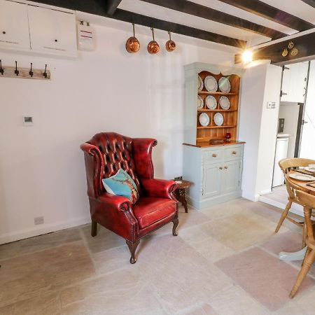 Crooked Cottage Kirkbymoorside Bagian luar foto